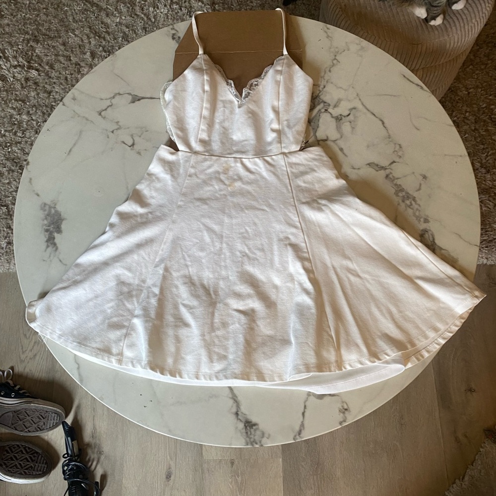 Elegant White Lace Trim Dress